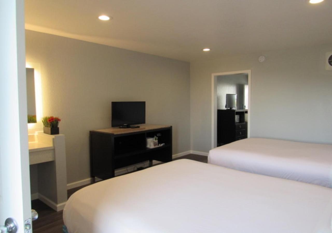 Capri Suites Anaheim Esterno foto