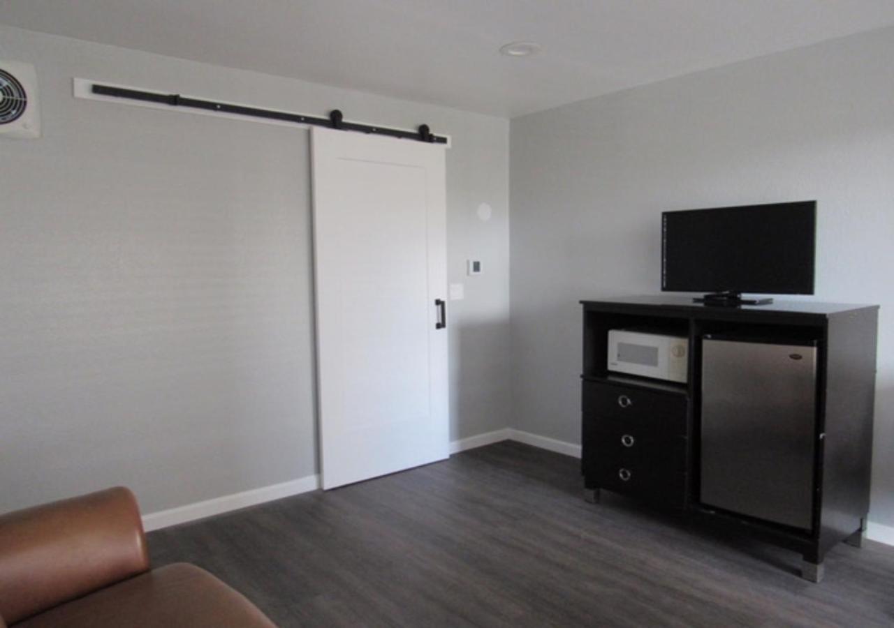 Capri Suites Anaheim Esterno foto