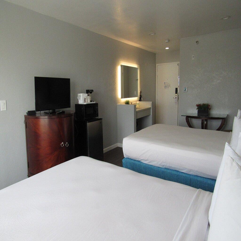 Capri Suites Anaheim Esterno foto