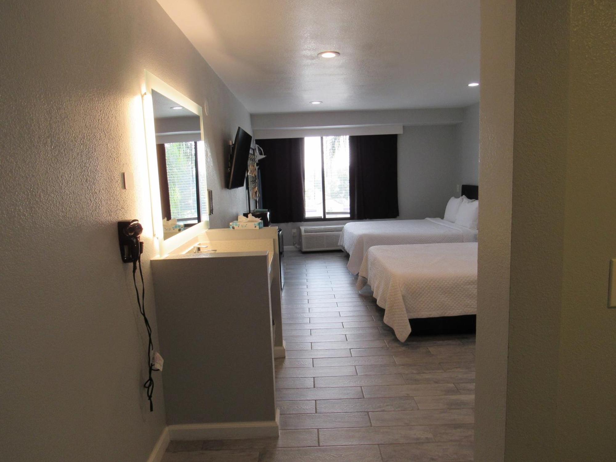 Capri Suites Anaheim Esterno foto