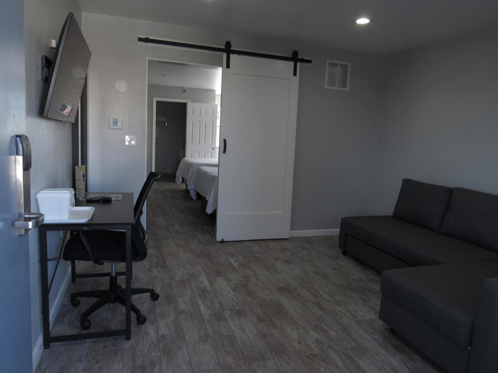 Capri Suites Anaheim Esterno foto